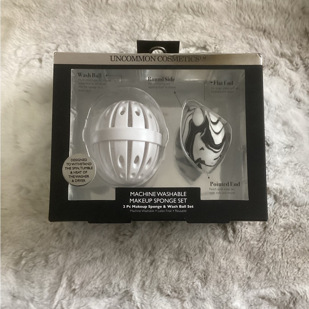Uncommon Cosmetics 2 pc Machine Washable Makeup Sponge Set, NIB - Picture 2 of 3